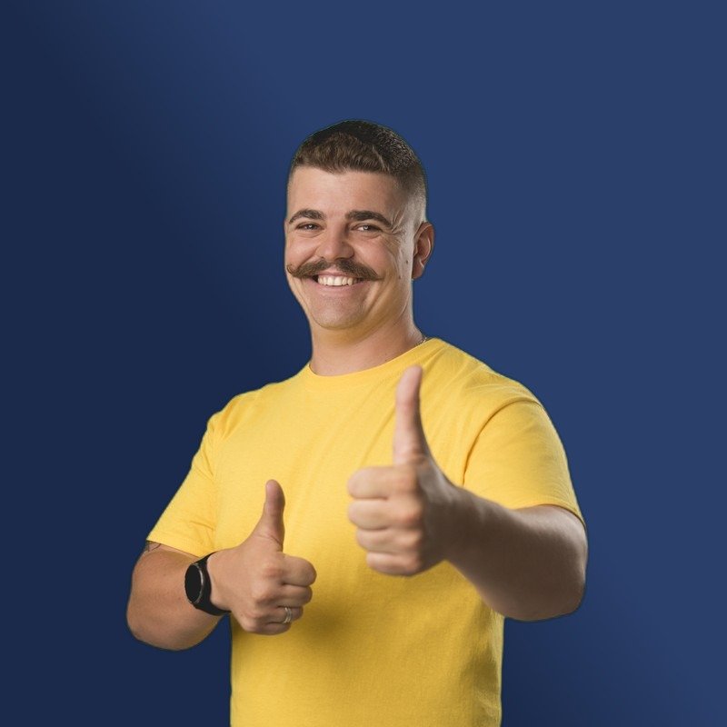 Daniel Bala - uśmiechnięty